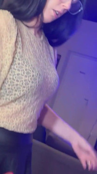 French Pegging - Distribuția abonaților: Interviu, Fouet, CBT & Cult la Picioare