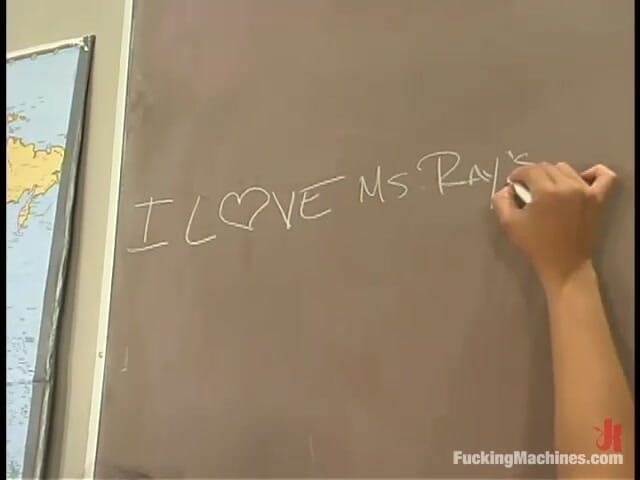 Fucking Machines by Kink: Phoenix și Loni