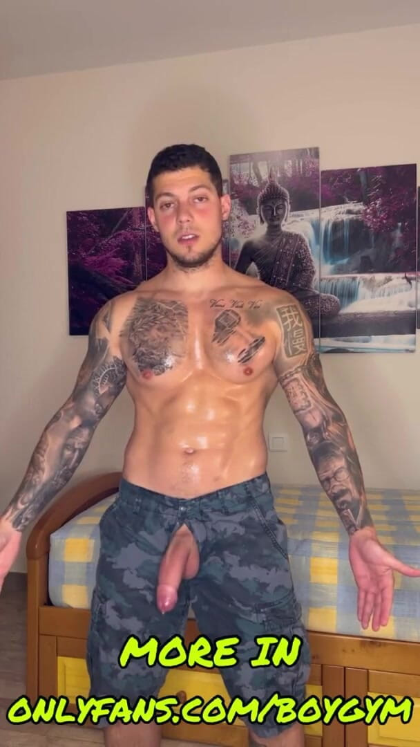 Sexy Military Cum Without Touching, More in Onlyfans (Boy gym)