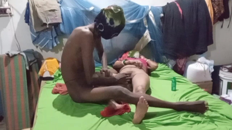 Bengaliauntykichut: I Fingered the Local Neighbor Auntie's Pussy with Great Pleasure