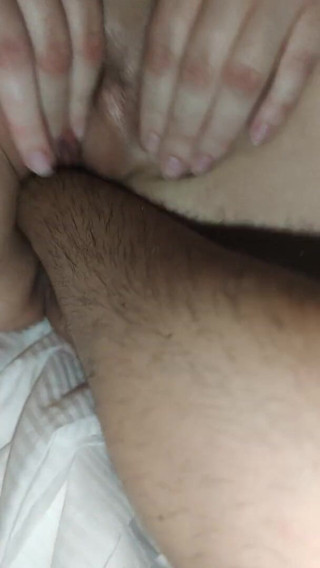 Gli Sfumatori Di Sperma: Slut gets her pussy broken