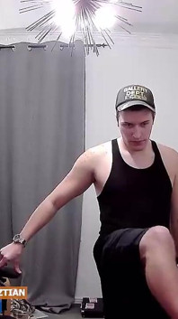 2026-01-27 Stripperin und dick fap mit großem sperma und für Fußliebhaber