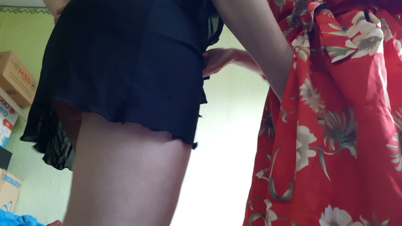 Lesbian-candys: Ich fingere die mutter meines freundes, während er duscht