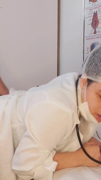 Patient Gets Erection When He Feels the Nurse's Touch