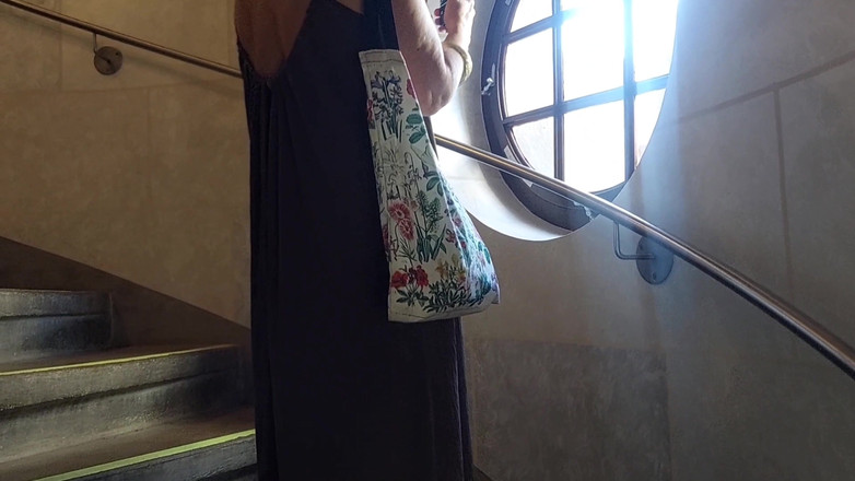 Selena701: Esposa Rubia Madura Disfruta Del Sexo Después De Pasear