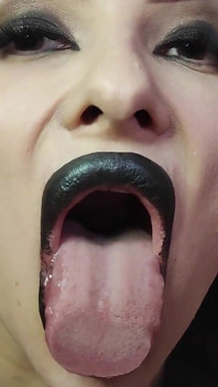 Succubus ham muốn mê hoặc bạn