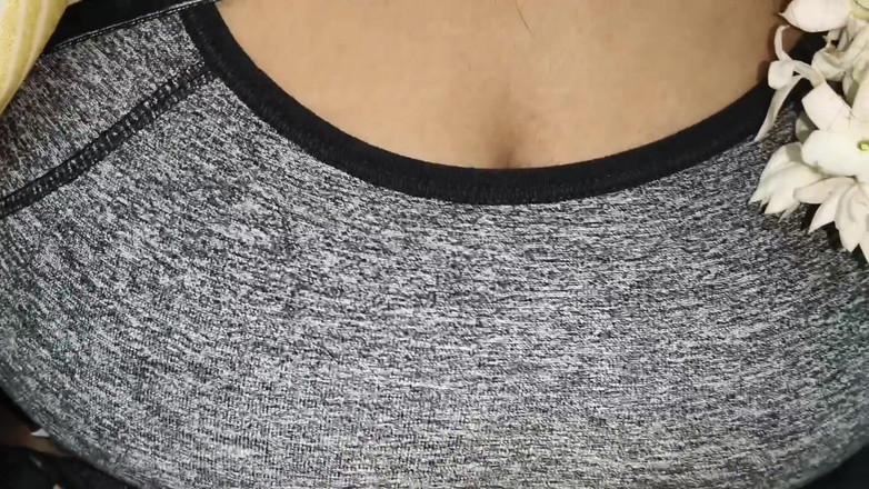 SneakyManner48: देसी 18 + सौतेली बहन पोर्न वीडियो देखते हुए पकड़ी गई, जब हम इस बात से निपटते हैं कि अगर हमने अपने माता-पिता से नहीं कहा तो वह मुझे चोदती है