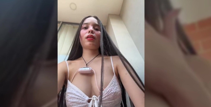 Gilr latinas: Latina Sex Body Perfect Masturbation in the Streep