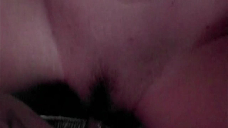 NAUGHTYPOLSKA: MILF rambut coklat secara spontan kacau di dalam kereta