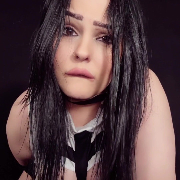 Lacey Looxxx: Mong muốn của Nữ tu Lacey