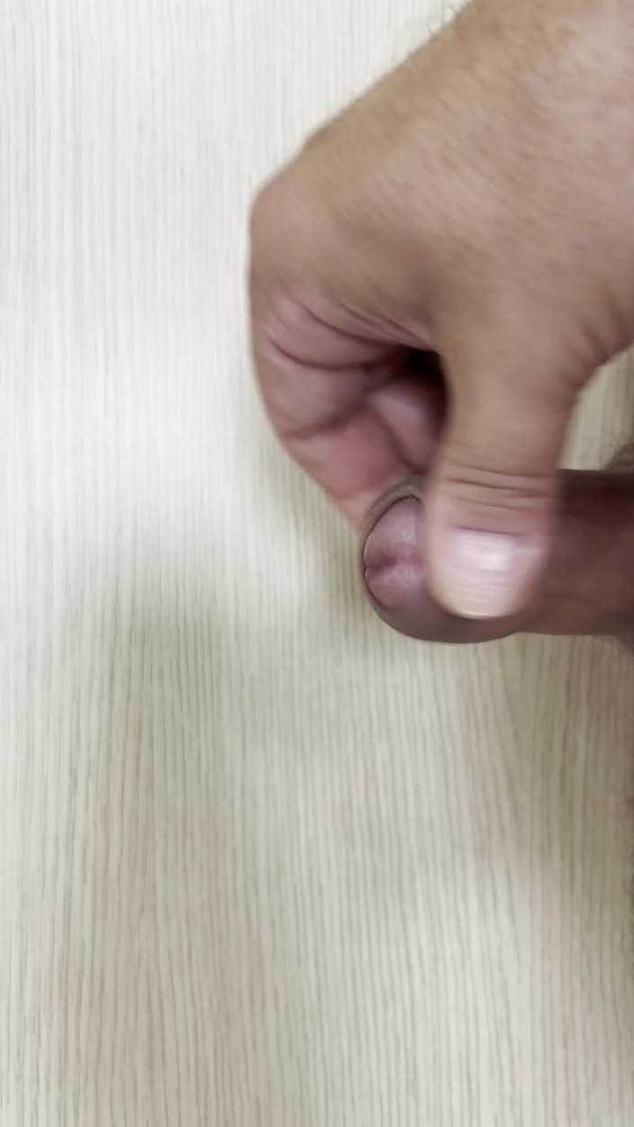 Diapers_MD: I cum on my desk.