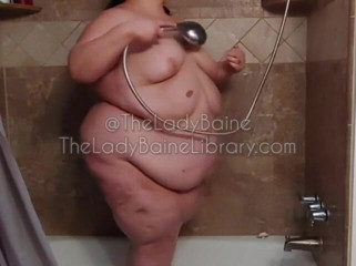 TheLadyBaine: สาวอวบยักษ์อาบน้ำเช้าว่างๆ