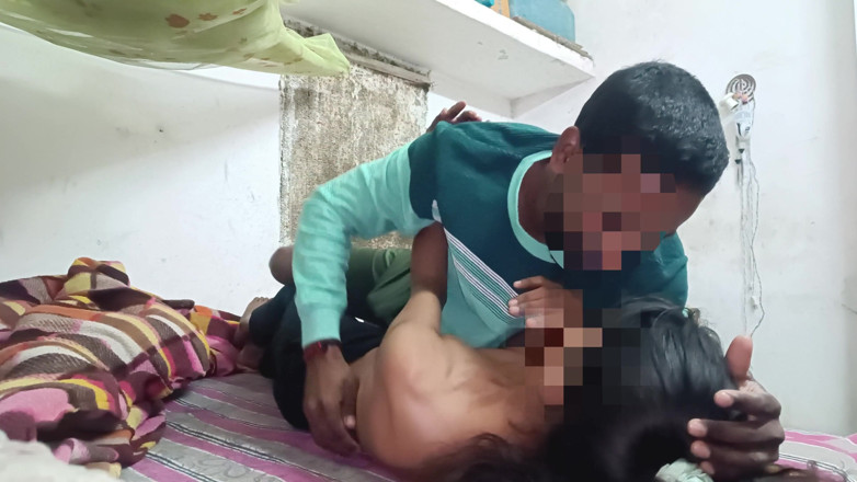SanskariGirl1: The Native Virgin Girl Was Convinced to Have Sex and...