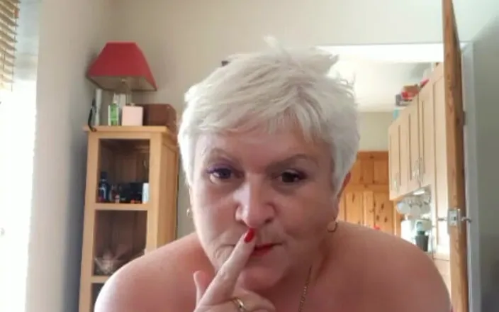 Uk Joolz: Talking with j oolz 14