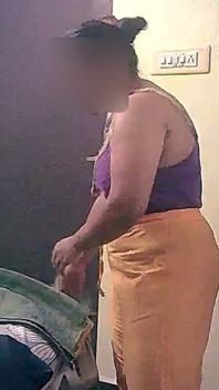 Sexy Big Ass & Tits Desi Aunty Dress Change Video