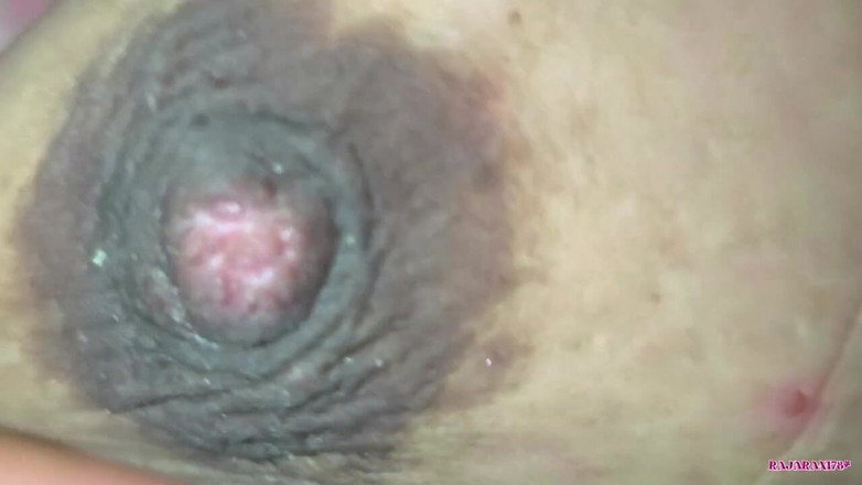 Rajarani78: Nieuwe Nepalese seks na lange tijd haar strakke poesje neuken...