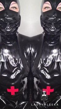 กินน้ำควยเพื่อคลินิกยางยืดของ Lady Valeska