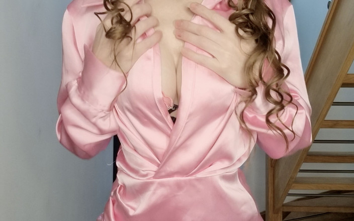 Brook Logan: Głaskanie za satynę