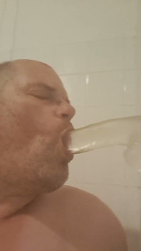 Succhiando in Bagno