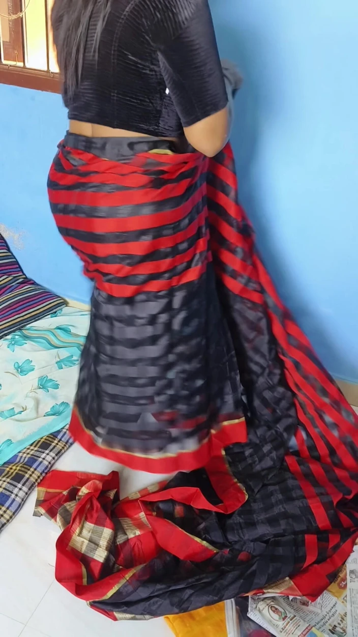 Benita sweety: Black Saree Wearing Hot Show