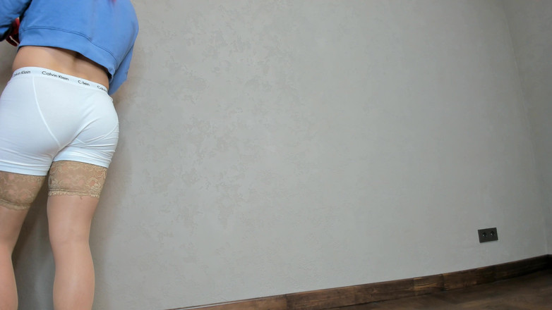 Dicktrassy dicktrassy: Twerk minha suculenta bunda branca