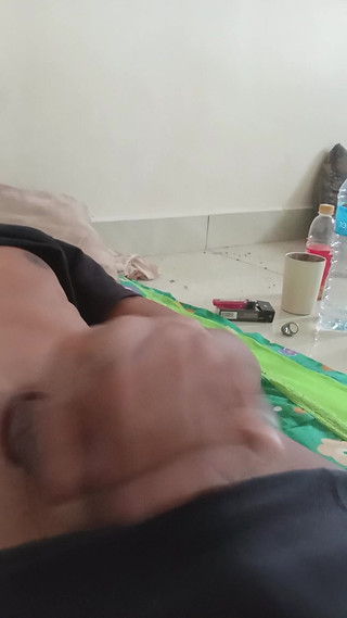 IrritatingSafari90: Real Guy Jerk off Himself