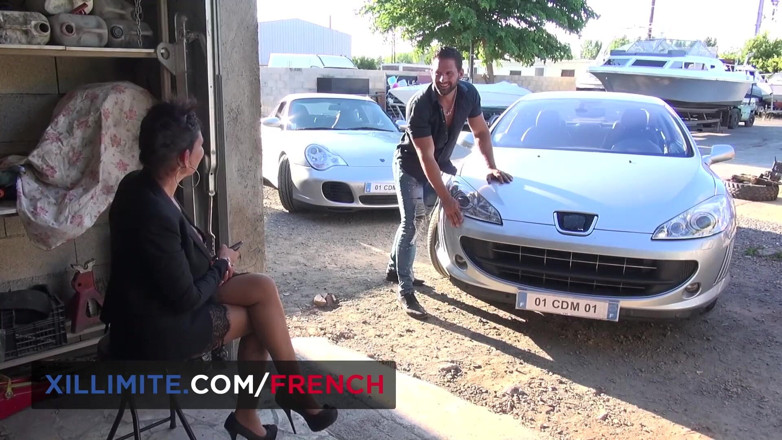 French girls at work: Intense sex in a garage with a busty cougar