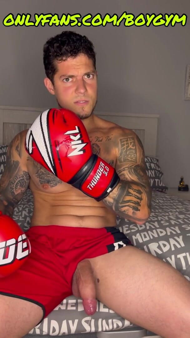 BoyGym: Boxování bez rukou sperma, Boygym
