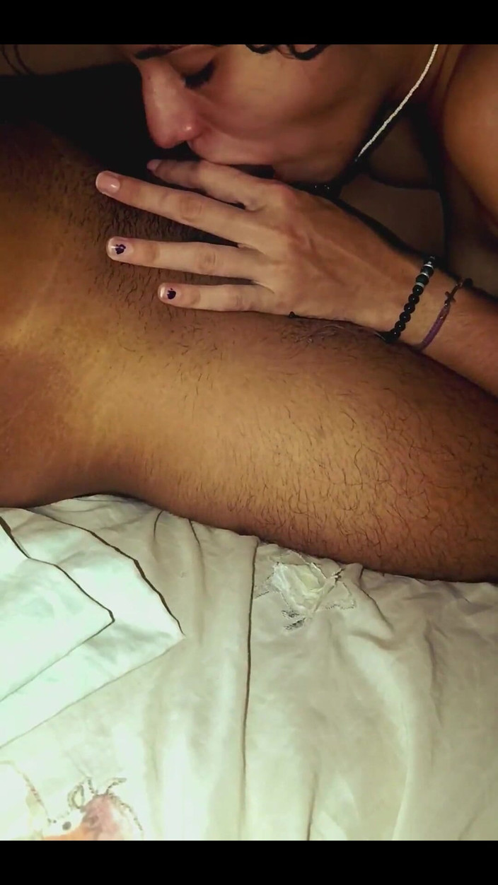 Angelinisex: ¡Mi novia me da una mamada cuando llegue a casa!