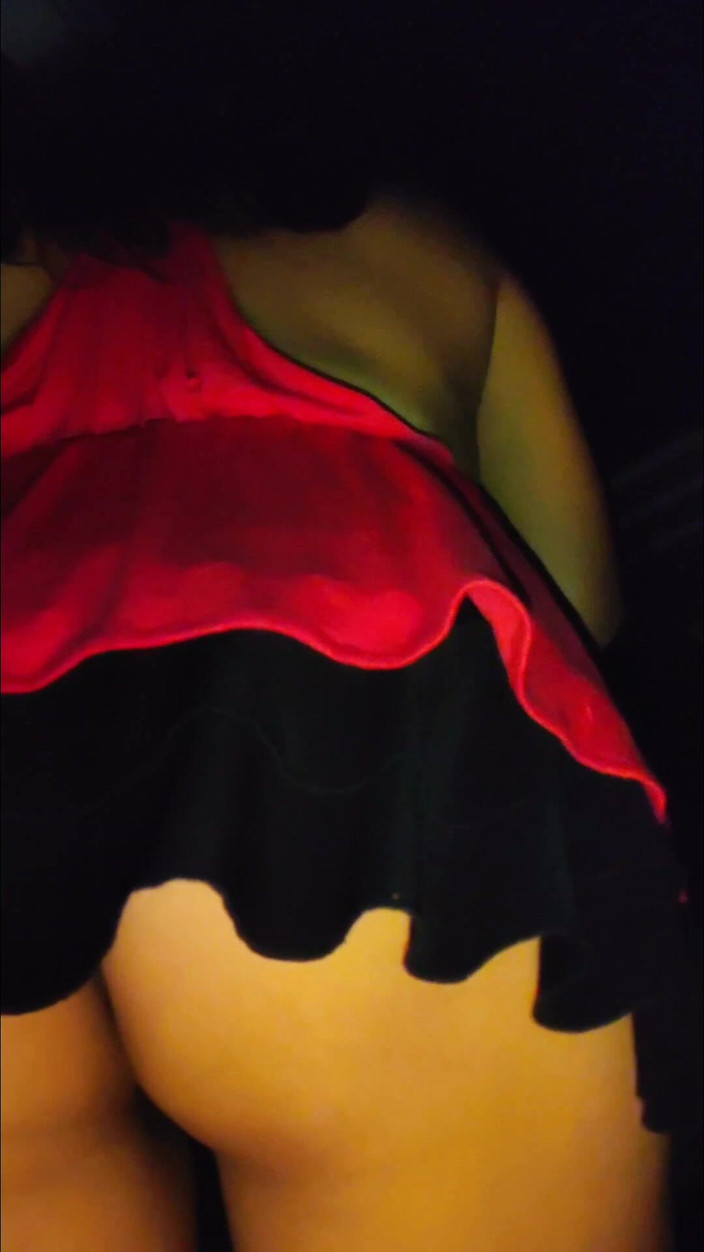 Karencx: Fustă mini cu încetinitorul