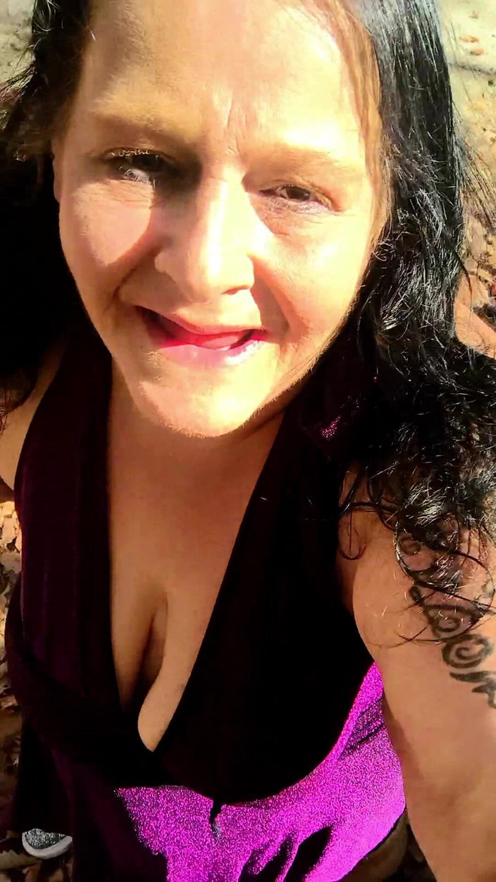 HerculesnVENUS: चूत से नहाना फुहार का रास्ता बना रहा है