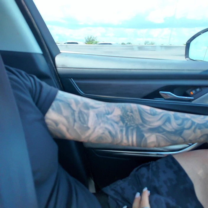 BrandySalazar: Nadržená Latinoameričanka nemůže čekat a dává mu před sebou, dokud se...