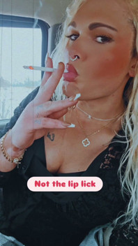 Hot Tranny Smoking Fetish