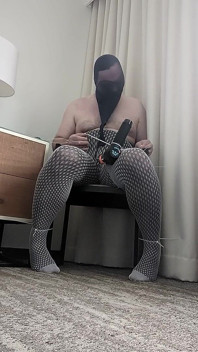 Self-bondage Almost Went Wrong