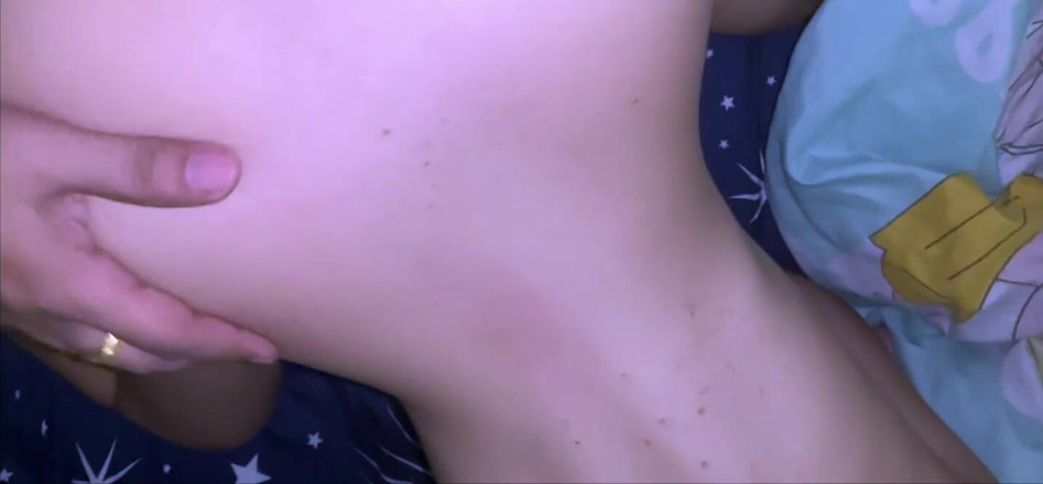 Desi college love: Собачка трахає дівчину