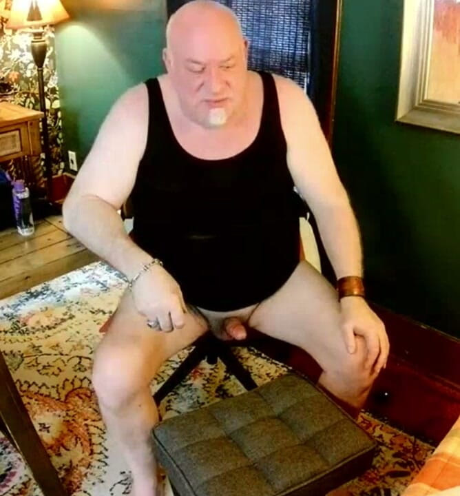 beardaddychub: Bearstepdaddychub menyentak dan bercakap dari peminat panas!