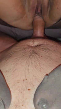 Scopami attraverso i miei collant, voglio un creampie