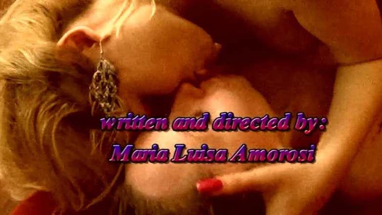 SapphoFilms - By Nikoletta Garian - Real Lesbian: Hete en stijlvolle babes staan te popelen om wat lesbische...