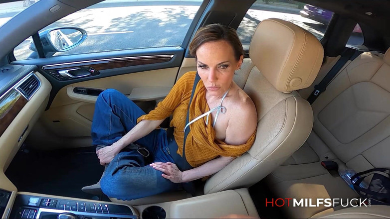 Hot Milfs Fuck: Ainsley Adams