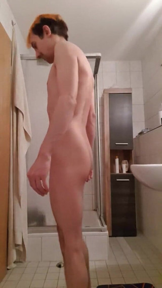 Christian Kopera: Dancing in the bathroom?