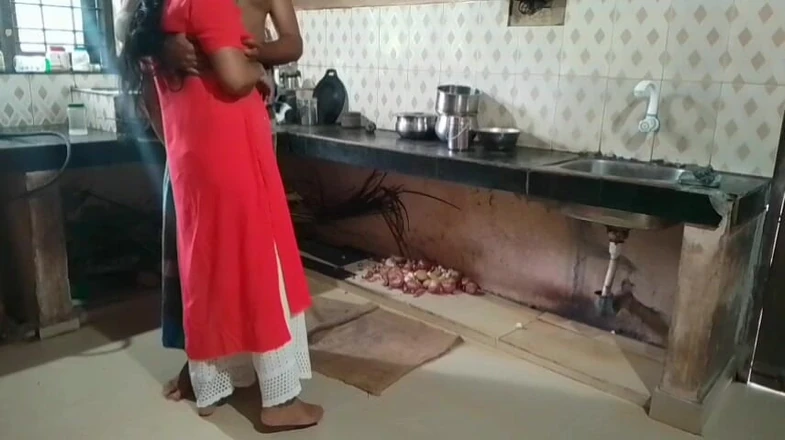Skydreem1104: Malayali Couple Doing Blowjob in the Kitchen at Home
