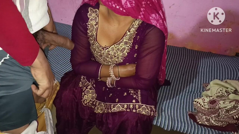 Savita5343: Desi sexy mausi ha scopato il figliastro della sua sorellastra...