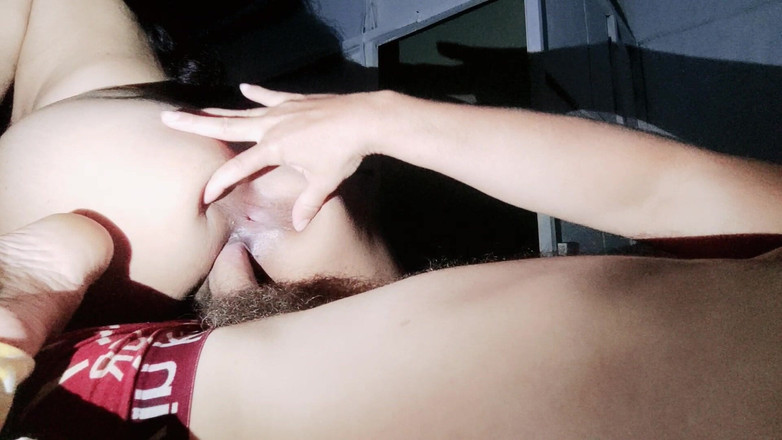 katha: La mia figliastra del college voleva divertirsi