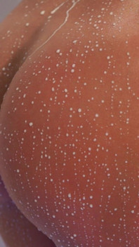 Milk That Flows on the Body