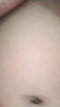 젖탱이를 보여주는 인도 임신한 이웃