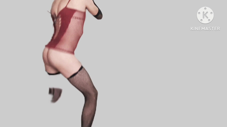 Kikimora: Sexy crossdresser trans trans dança erótica