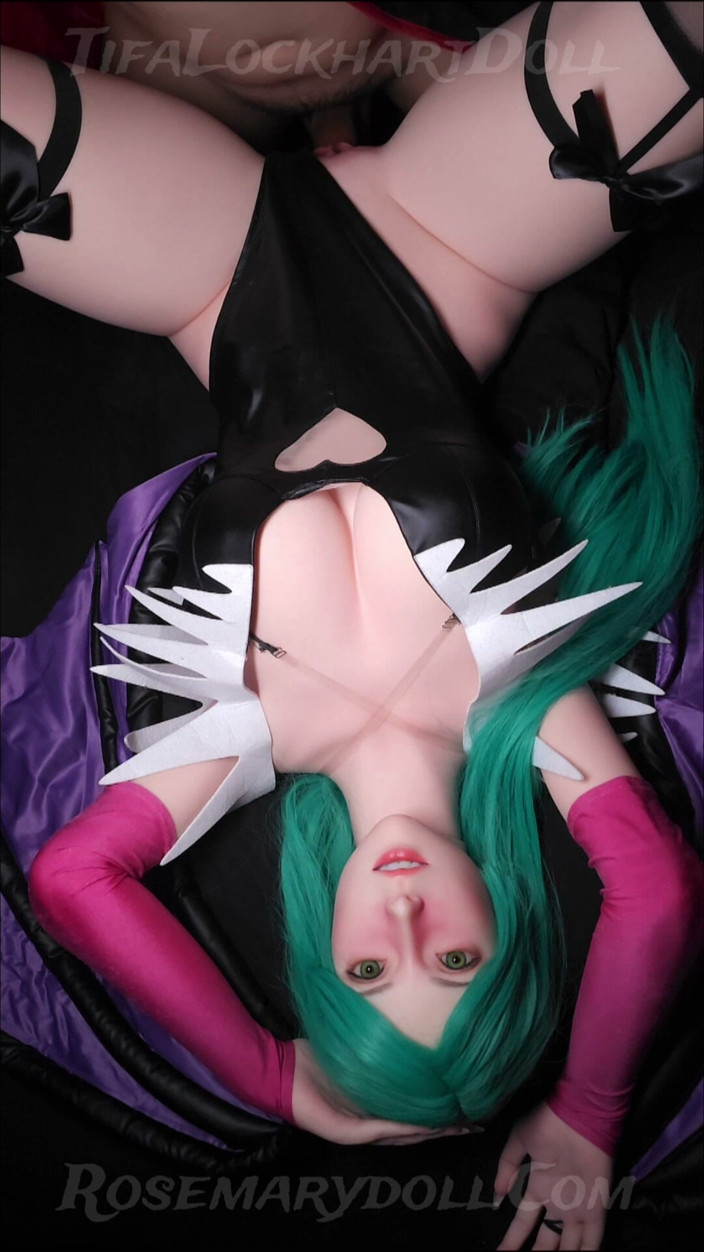 Tifa Lockhart doll: Aerith X Morrigan Darkstaklers Cosplay