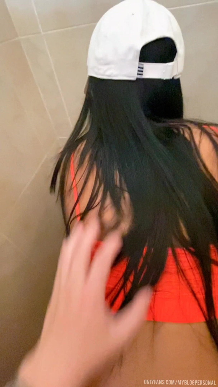 MyBlogPersonal: 大学の共用トイレで親友とクイックセックス