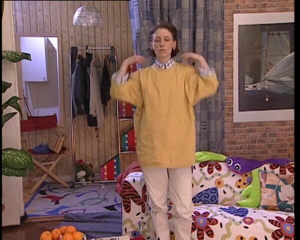 YOUR FIRST PORN: Behaarte Maike Zieht Sich Aus - maike peluda se quita la...