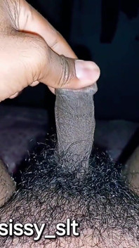 Peluda femboy fláda pequeña clítoris